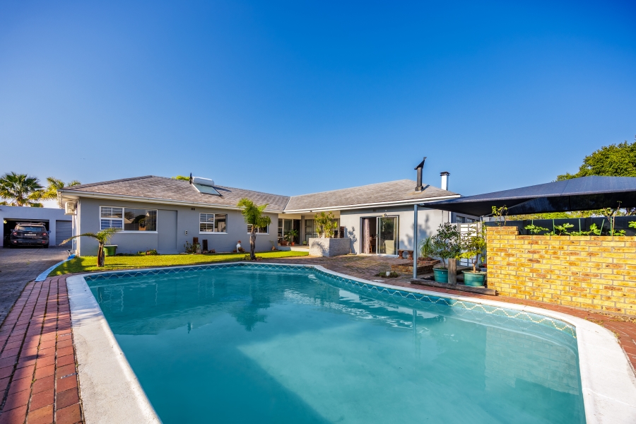4 Bedroom Property for Sale in Elim Western Cape